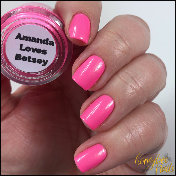 Amanda Loves Betsey