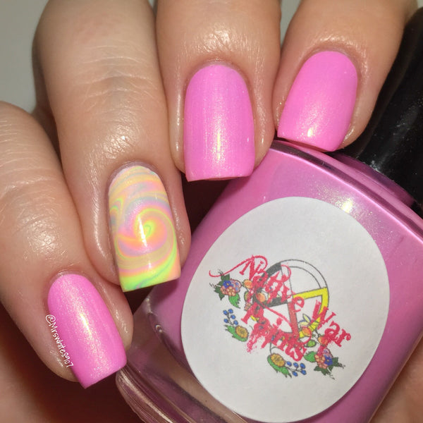 Amanda Loves Betsey